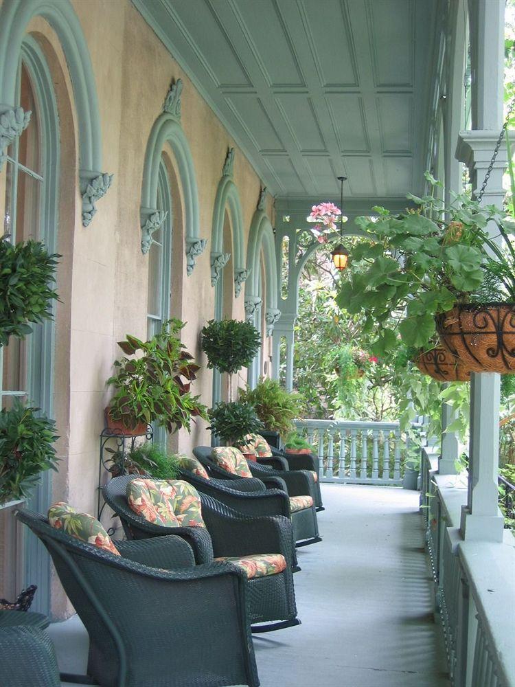 Dresser Palmer House Bed & Breakfast Savannah Interior photo