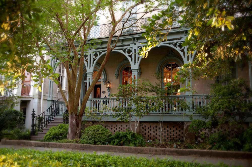 Dresser Palmer House Bed & Breakfast Savannah Exterior photo